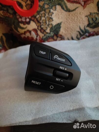 Продам кнопки круиз контроля и лимитера, пищалки