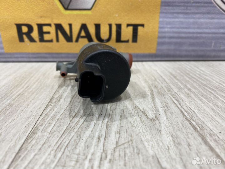 Моторчик Насос Мотор омывателя Renault logan 2