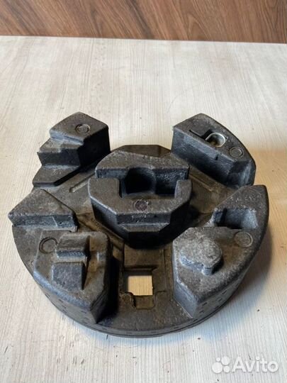 Ящик под инстумент Ford Focus