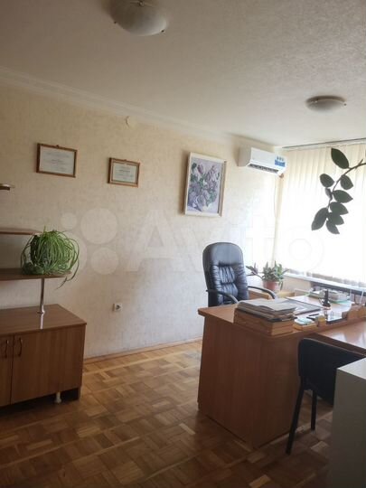 13 офисов на Малиновского, 278 м²