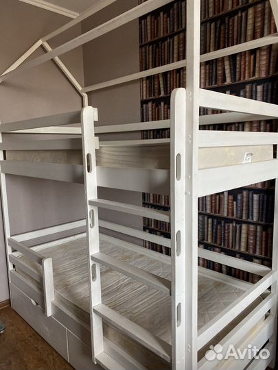 Двухъярусная кровать бу