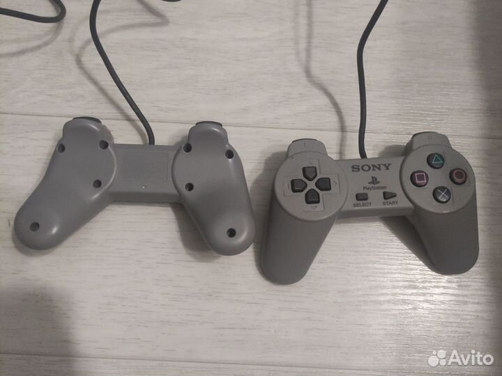 Игровая приставка ps1