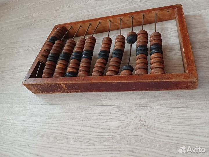 Счеты деревянные старые