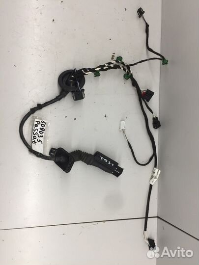 Электропроводка двери задней правой
