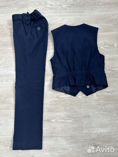 Школьная форма 134 (брюки, жилетка, рубашки)