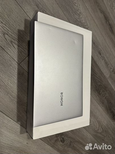 Honor magicbook pro 16 ryzen 5 4600U +16+512