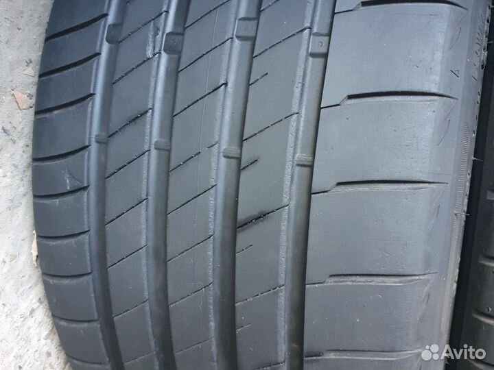 Bridgestone Potenza S005 235/35 R19 91Y