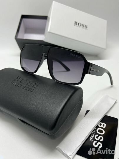 Солнцезащитные очки Hugo boss