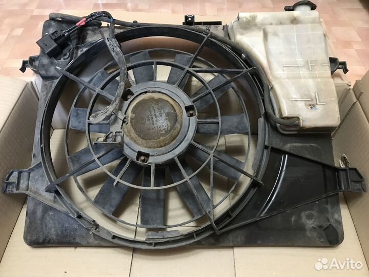 Вентилятор охлаждения Kia cerato2