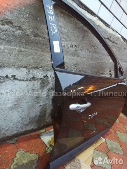 Дверь передняя правая меган 3 Megane 3