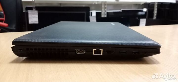 Lenovo I7 4700 8 Ядерный SSD R7 - 2GB 15.6