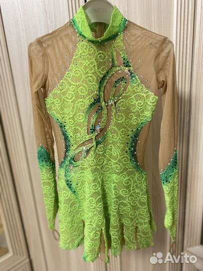 Платье для фигурного катания