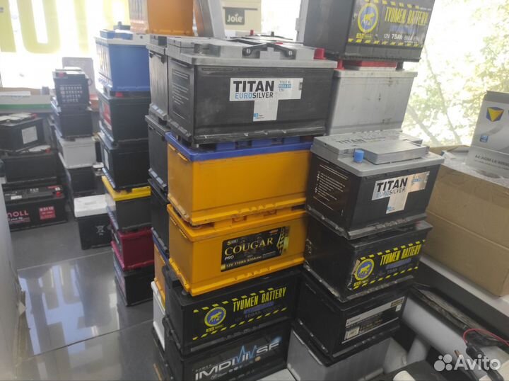 Аккумулятор б/у на все авто 60Ач легковые грузовые