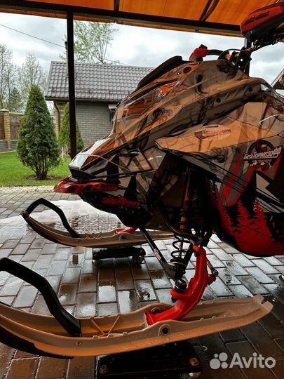 Продаю SKI-DOO summit 850 E-TEC turbo 154