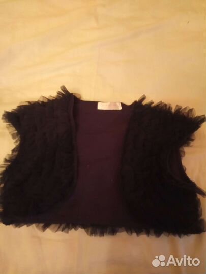 Костюм юбочка и жилетка для девочки размер 116-122