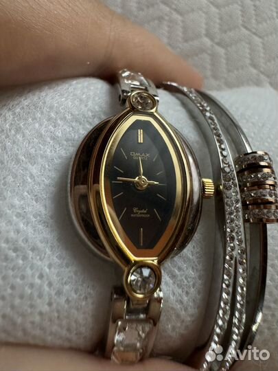 Часы женские с браслетом