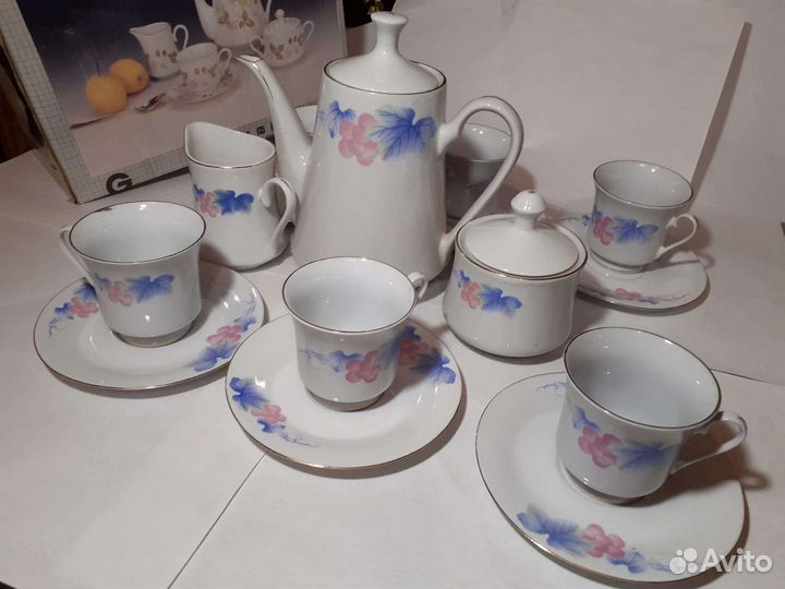 Новый фарфор сервиз чайно-кофейный