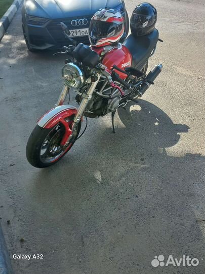 Дукати монстр