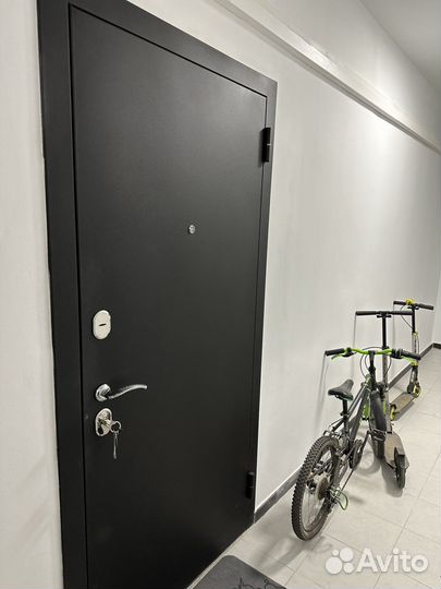 Дверь входная металлическая