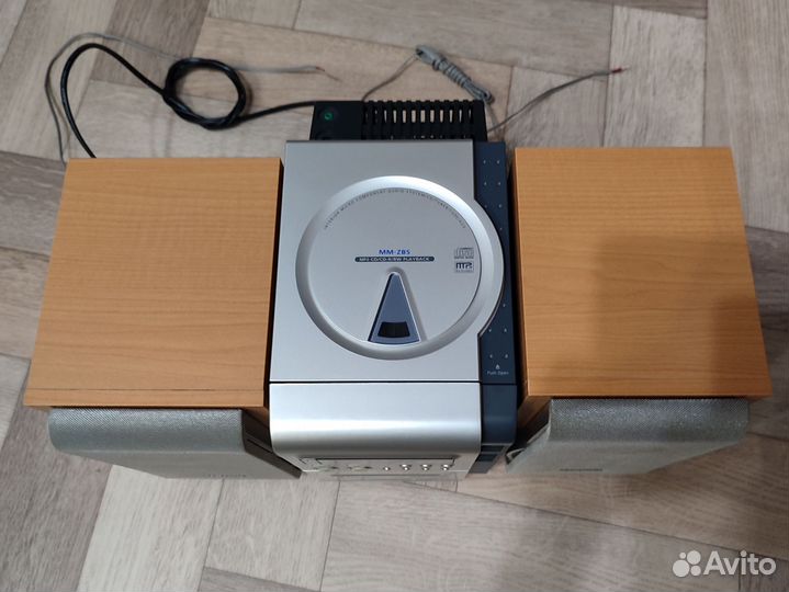 Музыкальный центр Samsung