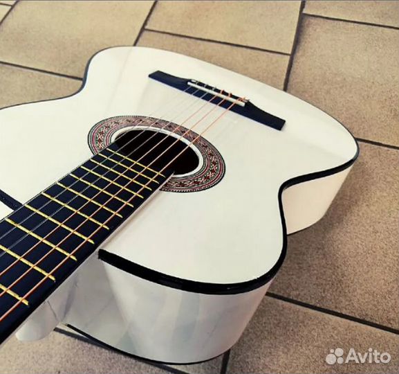 Гитара классическая belucci bc3905 белая с чехлом