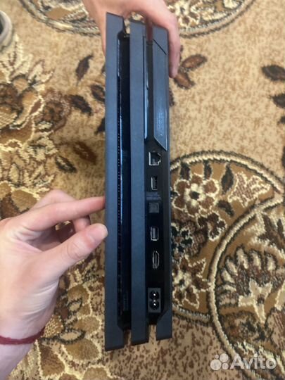 Sony PS4 pro 1tb