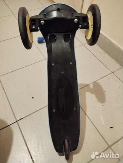 Самокат детский трехколесный