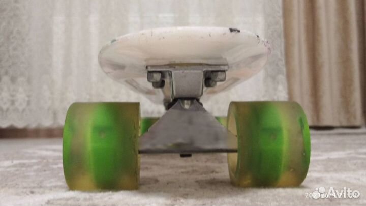 Скейтборд, пениборд в отличном состоянии