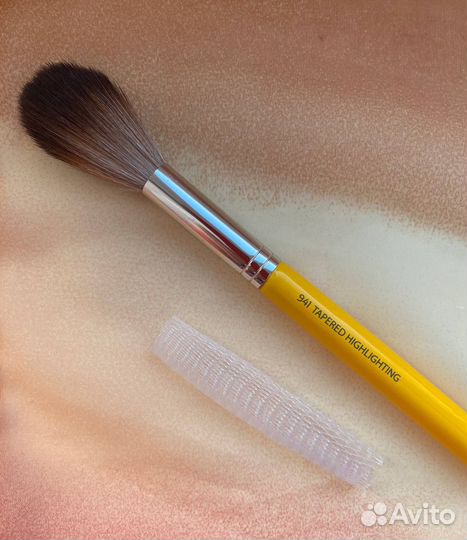 Кисть для макияжа Bdellium Tools