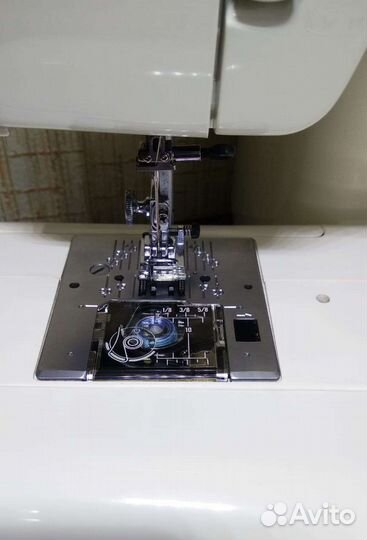 Швейная машина