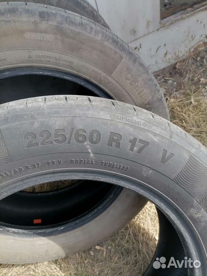 Continental ContiPremiumContact 5 225/60 R17 99V