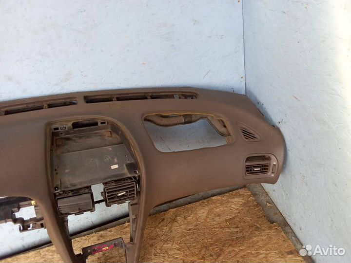 Торпедо Nissan Maxima A33