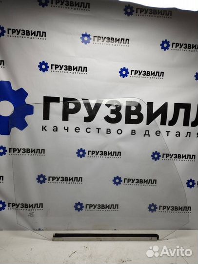 Стекло двери правой Volvo FM4 20592252