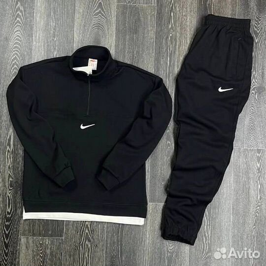 Спортивный костюм мужской Nike