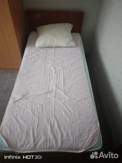 Кровать односпальная бу