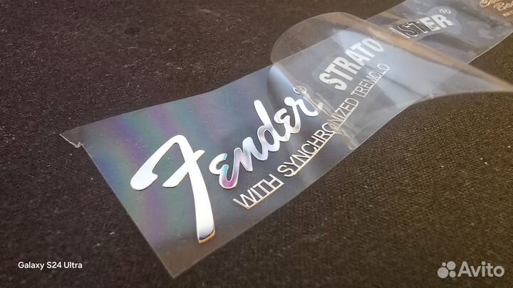 Металлическая наклейка 