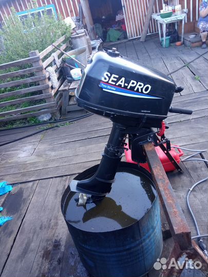 Лодочный мотор