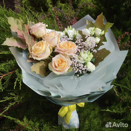 Букет цветов 523