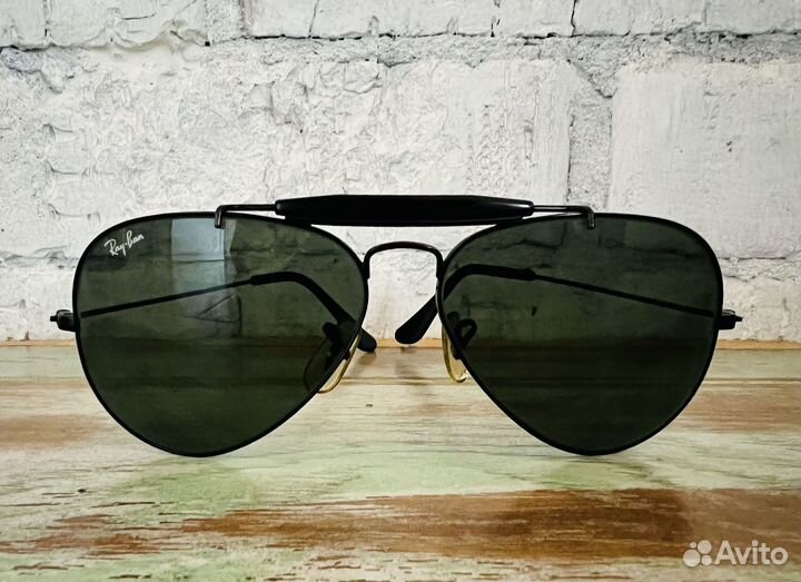 Очки солнцезащитные