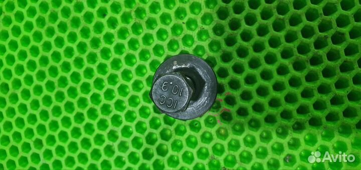 Болт распредвале Chery Very Bonus A13