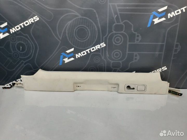 Обшивка салона правая Audi Allroad C5 BES 2005