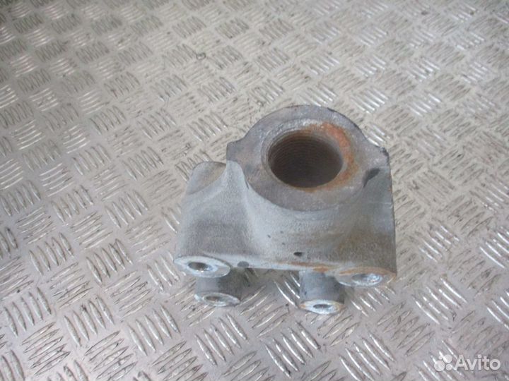 Кронштейн прицепного устройства Iveco 504277222