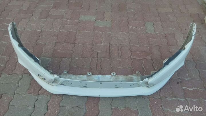 Передний бампер LADA vesta