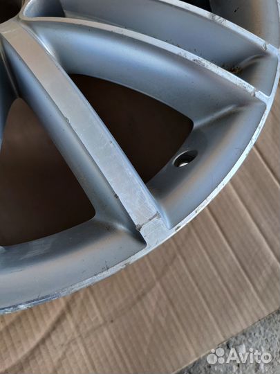 Диск Volkswagen Tiguan R 18