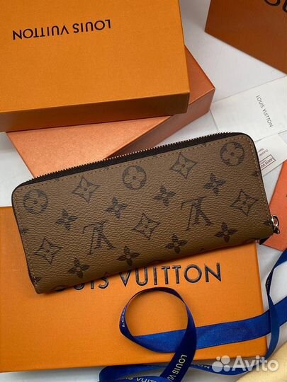 Кожаный кошелек Louis Vuitton