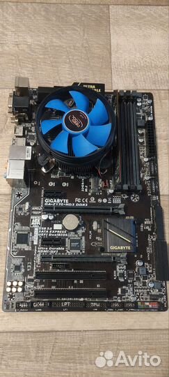 Материнская плата с процессором и памятью