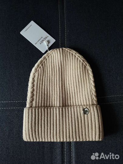 Шапка для девочки новая
