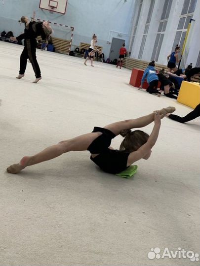 Тренер по художественной гимнастике