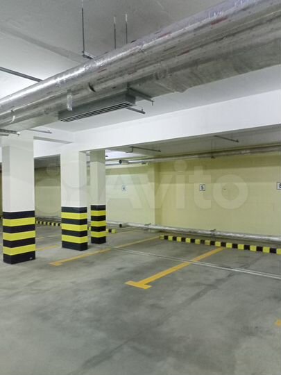 Машиноместо, 11 м²