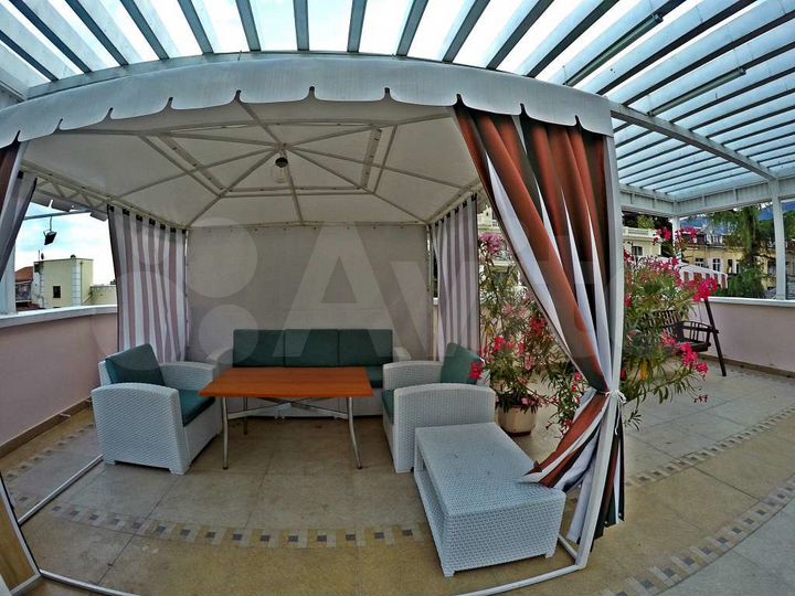 Дом 275 м² на участке 3 сот.